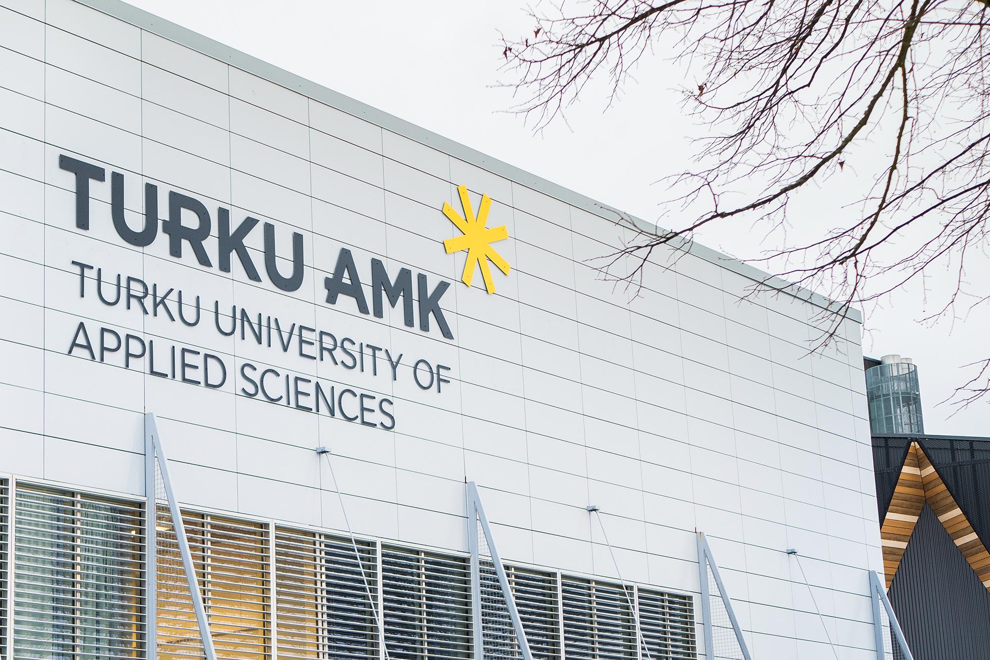 Turku Amk Logo